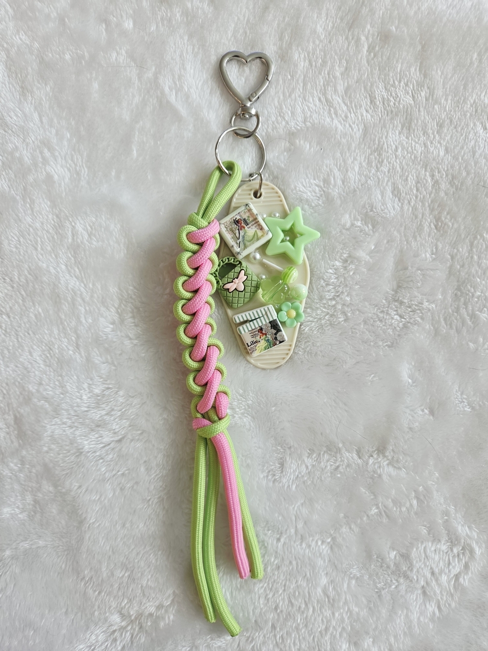 Cute Princess Tiana Green & Pink Paracord Junk Keychain with Star Bag Charm